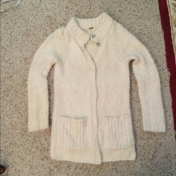 FREE PEOPLE FURRY BOGO CHIC CARDIGAN SWEATER sz XS - Picture 4 of 6